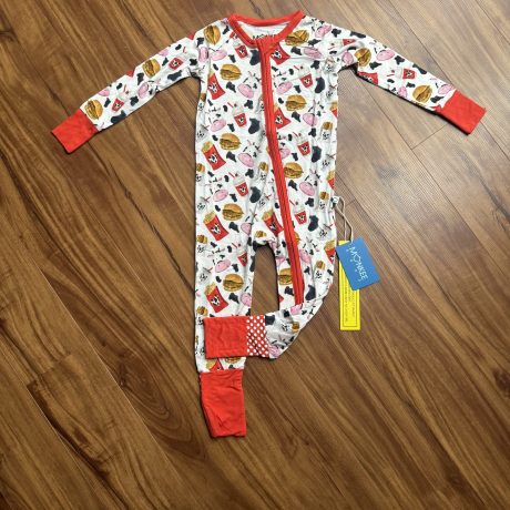 Snuggies and Nuggies Zippy